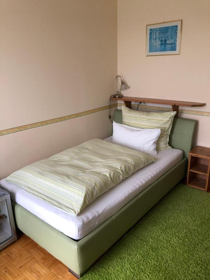 Haus Camelia Bed & Breakfast Bad Tatzmannsdorf Bagian luar foto