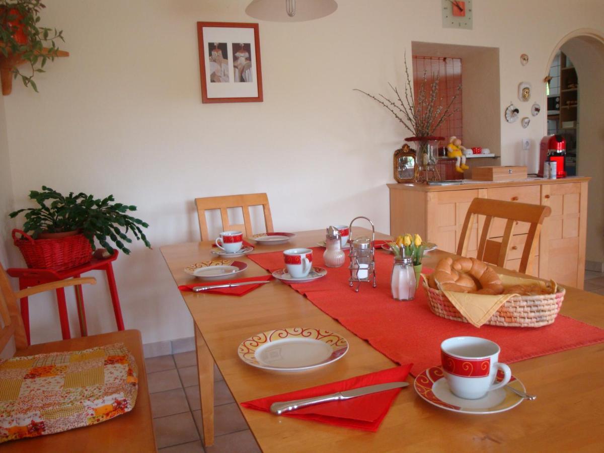 Haus Camelia Bed & Breakfast Bad Tatzmannsdorf Bagian luar foto