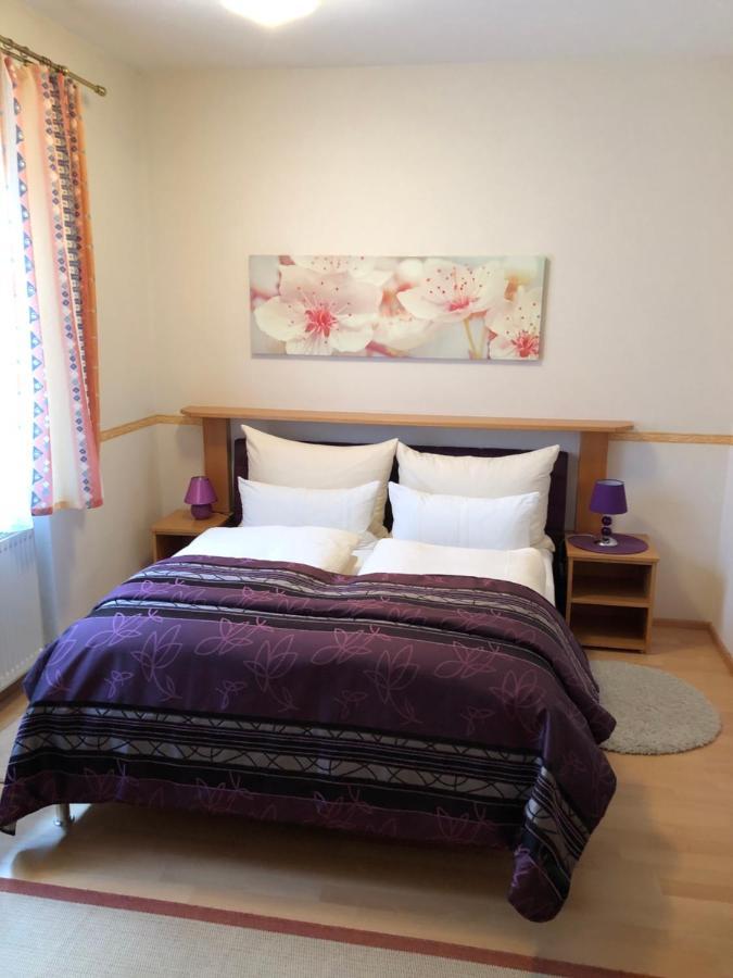 Haus Camelia Bed & Breakfast Bad Tatzmannsdorf Bagian luar foto