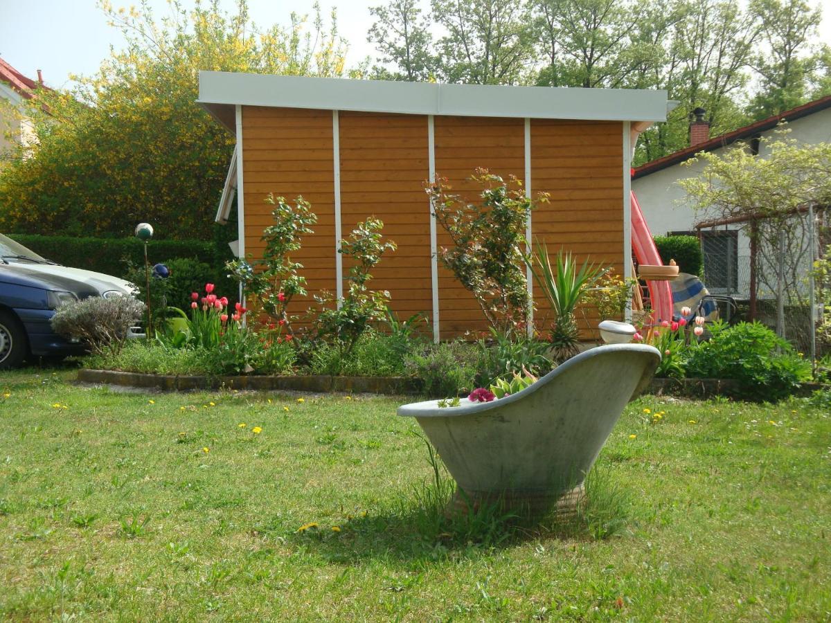 Haus Camelia Bed & Breakfast Bad Tatzmannsdorf Bagian luar foto