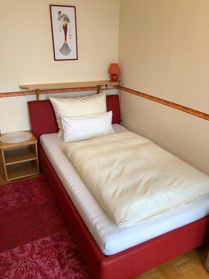 Haus Camelia Bed & Breakfast Bad Tatzmannsdorf Bagian luar foto